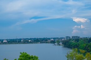 Chonlapruk Lakeside Hotel