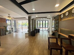 Chonlapruk Lakeside Hotel