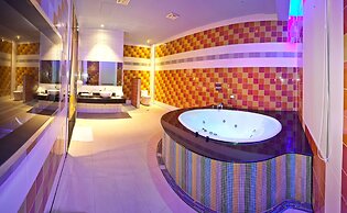 Wei Feng Exquisite Hotel Nanzi Branch