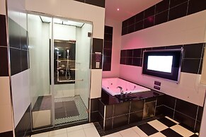 Wei Feng Exquisite Hotel Nanzi Branch