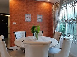 Baan Khunnatham Pool Villa Hua Hin