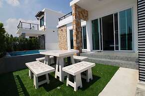 Baan Rolita Pool Villa Hua Hin