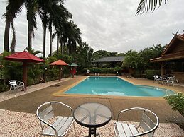 Himawari Restaurant & Cottage