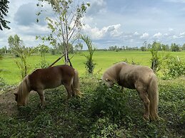 Himawari Restaurant & Cottage