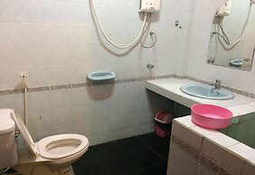 Himawari Restaurant & Cottage