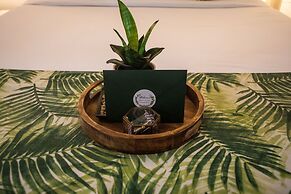 Andrews Inn & Garden Cottages