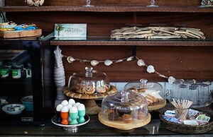 Andrews Inn & Garden Cottages