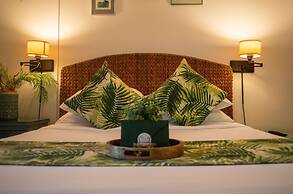 Andrews Inn & Garden Cottages