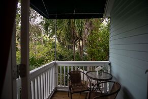 Andrews Inn & Garden Cottages