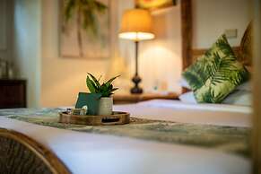 Andrews Inn & Garden Cottages