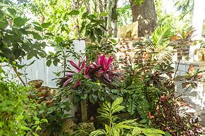 Andrews Inn & Garden Cottages