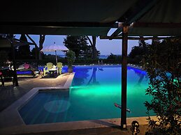 Almanuda Naturist Village