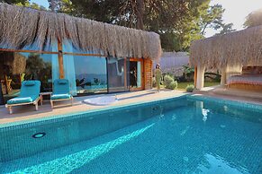 Seaview Faralya Butik Hotel