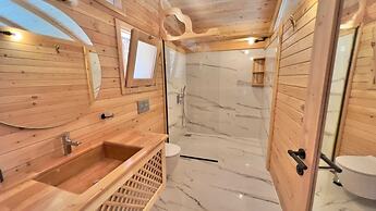 Seaview Faralya Butik Hotel