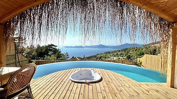 Seaview Faralya Butik Hotel