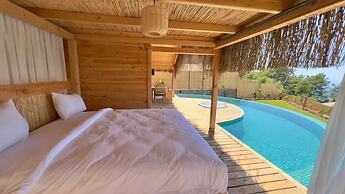 Seaview Faralya Butik Hotel