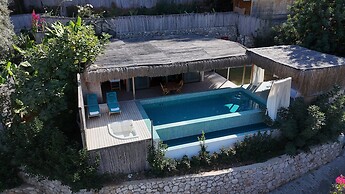 Seaview Faralya Butik Hotel