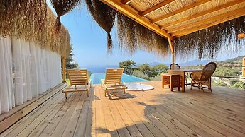 Seaview Faralya Butik Hotel