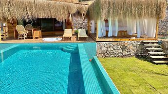 Seaview Faralya Butik Hotel