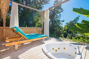 Seaview Faralya Butik Hotel