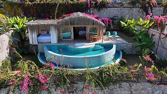 Seaview Faralya Butik Hotel