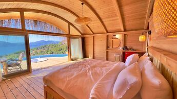 Seaview Faralya Butik Hotel