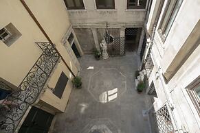 Venice Palace Tintoretto