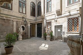 Venice Palace Tintoretto