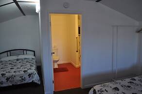 K7 Bed and Breakfast