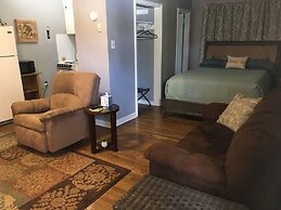 Riverdale Inn