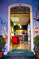 Blue House Youth Hostel