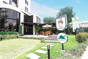 Green Point Residence Hotel