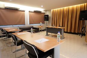 Green Point Residence Hotel