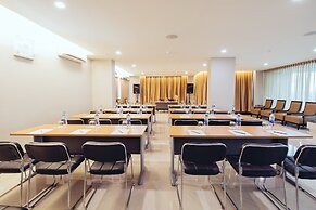 Green Point Residence Hotel