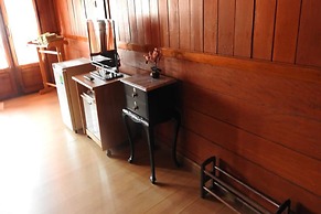 Beau and Blonde House Kamala