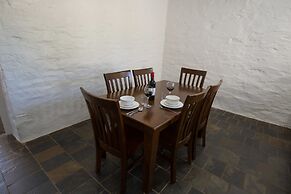 Paxton Square Cottages