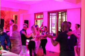 Long Street Backpackers