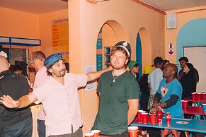 Long Street Backpackers