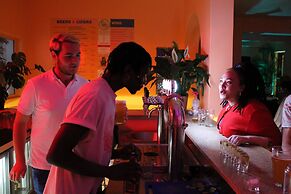 Long Street Backpackers