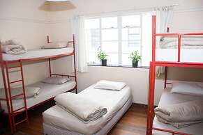 Long Street Backpackers