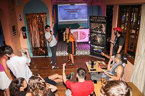 Long Street Backpackers