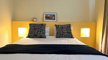 Long Street Backpackers