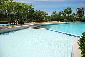 The Legend Boathouse - 904