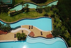 The Legend Boathouse - 904