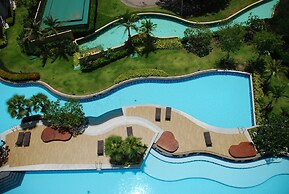 The Legend Boathouse - 904