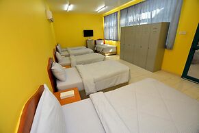 Yen Vy 32 Hotel - Hostel