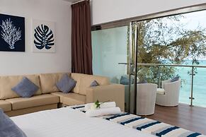 Nungwi Dreams by Mantis