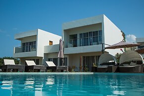 Nungwi Dreams by Mantis