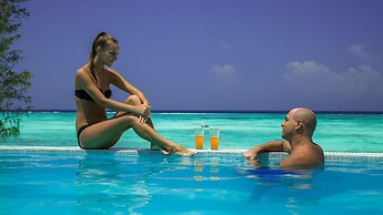 Nungwi Dreams by Mantis