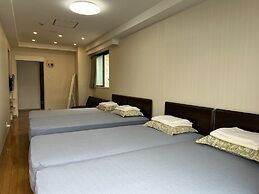 Atami Onsen GUEST HOUSE MEGUMI - Hostel